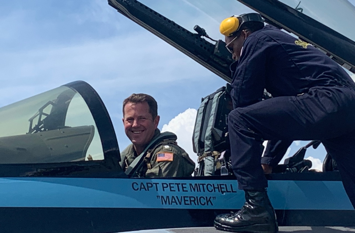 MOAA - Meet the Retired Navy Pilot Who Flew Tom Cruise's Jet in